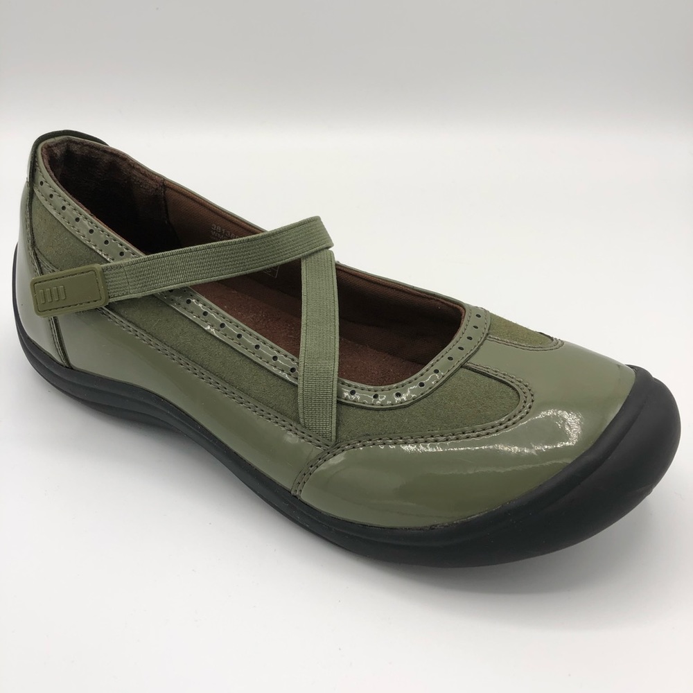 Lands End Mary Jane Patent Leather Terrain Shoes